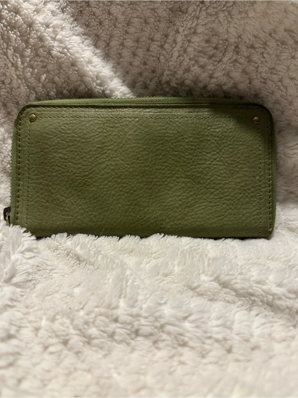 Fossil Olive Green Leather Zip-Around Wallet
